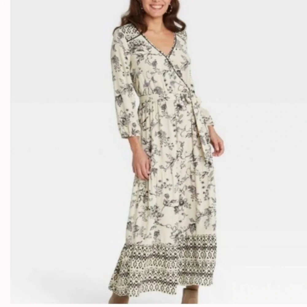 (XS)- Knox Rose Women's Floral Print Long Sleeve Wrap Dress- cream, blue, black‎